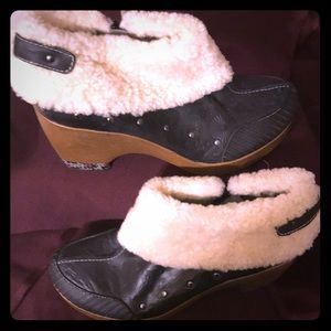 Jambu Black and Cream Ankle Boots